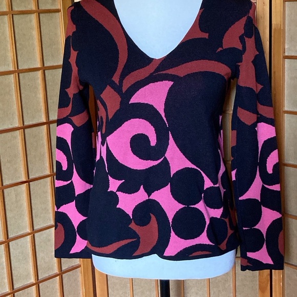 Ann Taylor Sweater Colorful Black Rust Pink Modern Design Long Sleeve Sweater - Picture 1 of 12